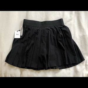 Aritzia skort